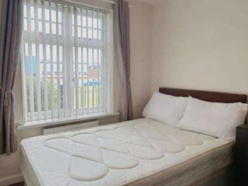 1 bedroom house of multiple occupation to rent