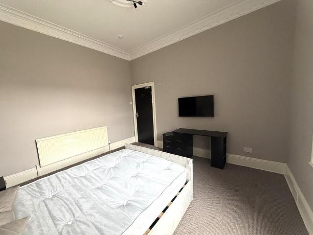1 bedroom house of multiple occupation to rent
