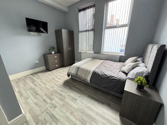1 bedroom House of Multiple Occupation To Rent