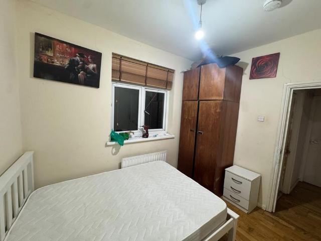 1 bedroom house of multiple occupation to rent