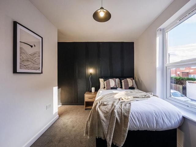 1 bedroom house of multiple occupation to rent