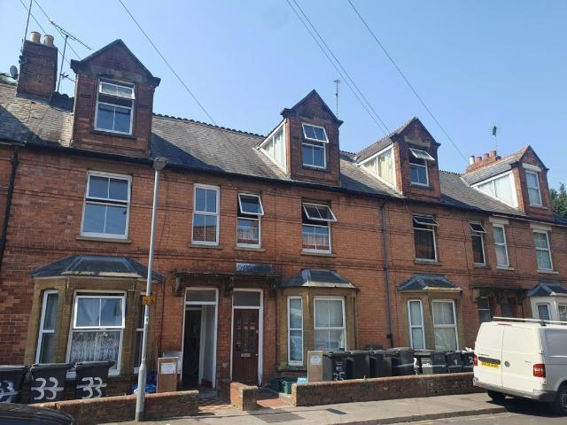 1 bedroom House of Multiple Occupation To Rent