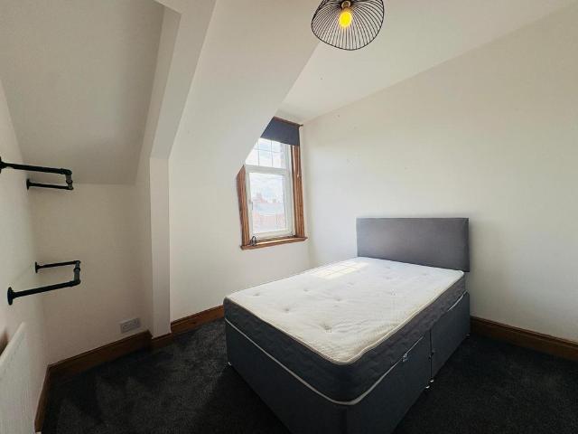 1 bedroom house of multiple occupation to rent