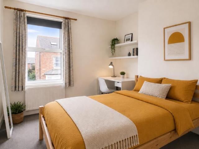 1 bedroom house of multiple occupation to rent