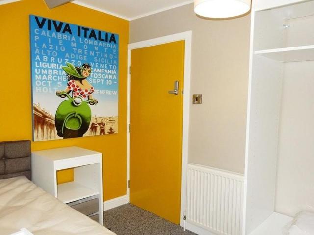 1 bedroom house of multiple occupation to rent