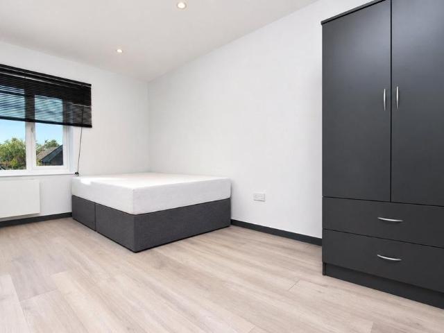 1 bedroom house of multiple occupation to rent