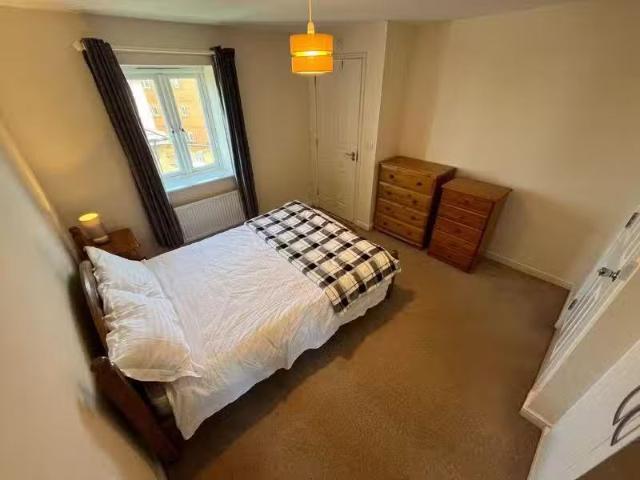 1 bedroom house of multiple occupation for rent in Hornbeam Cl.
