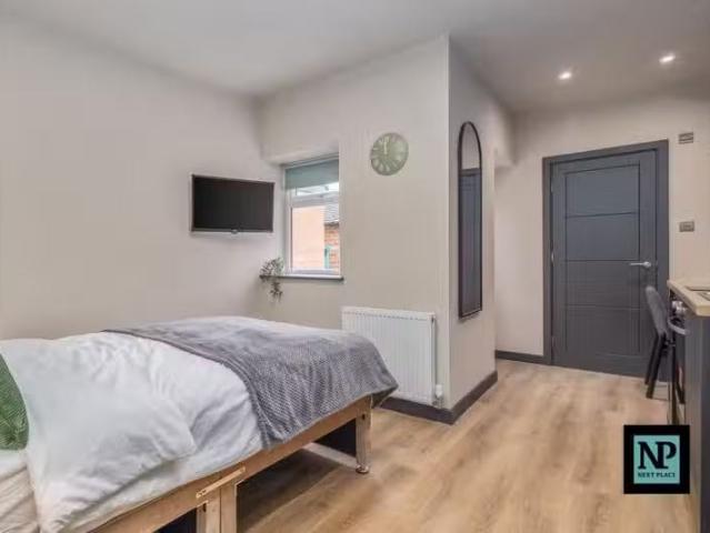1 bedroom house of multiple occupation for rent in Prospect St.