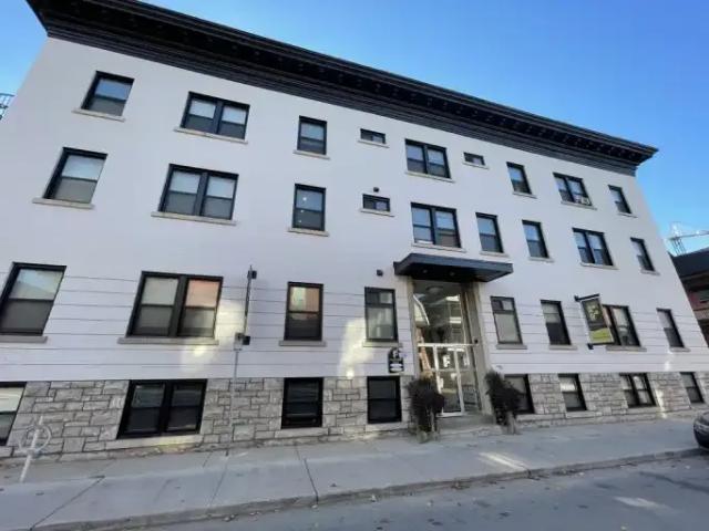 1 Bedroom House Ottawa ON 98746688