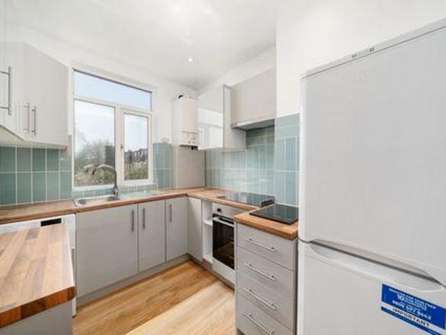 1 Bedroom House London England 103846407