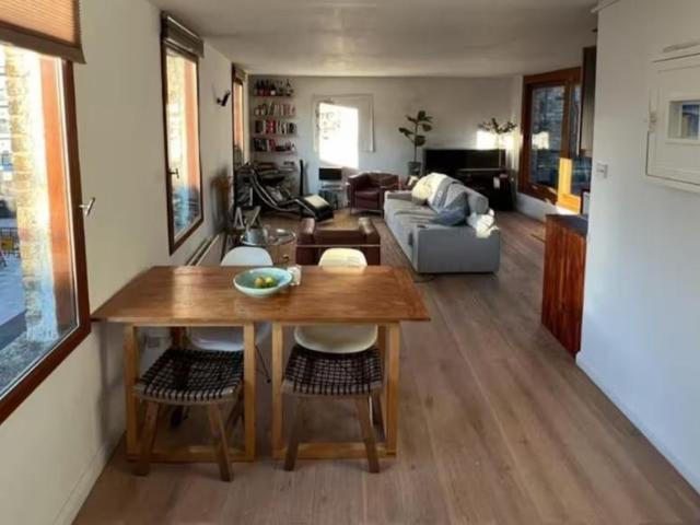1 Bedroom House London London 100222419