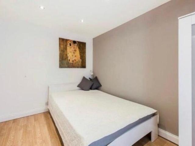 1 Bedroom House London London 103485550