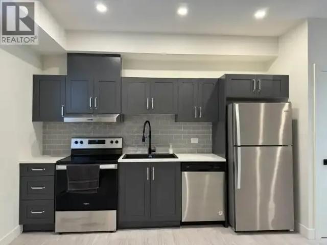 1 Bedroom House Maple Ridge BC 105674880