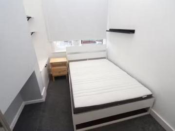 House for rent in Burhill - Equipped kitchen