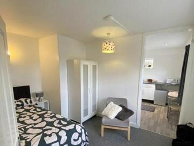1 Bedroom House Share For Rent In Bromley
