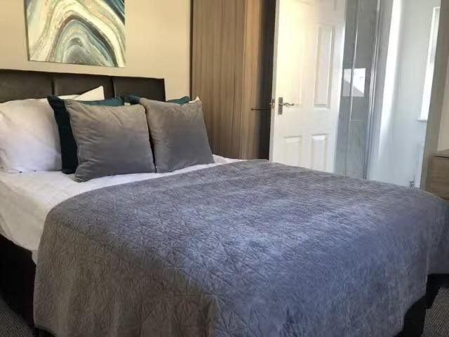 1 bedroom house share for rent in Grange Street, Burton On Tre.