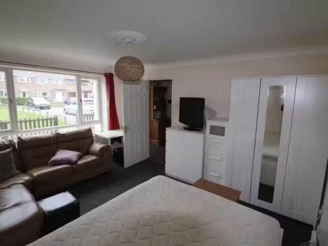 1 bedroom house share for rent in Don Court, Witham, CM8