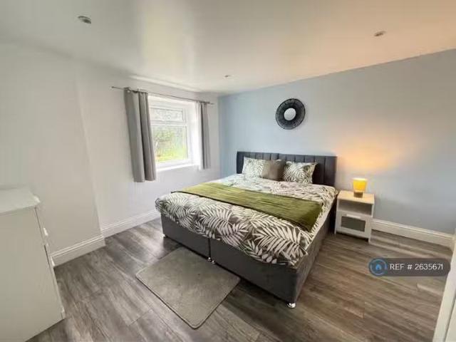 1 bedroom house share for rent in Devonshire Street, Keighley.
