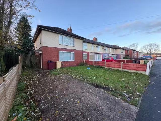 1 bedroom house share for rent in Leverhulme Avenue, Bolton, BL3