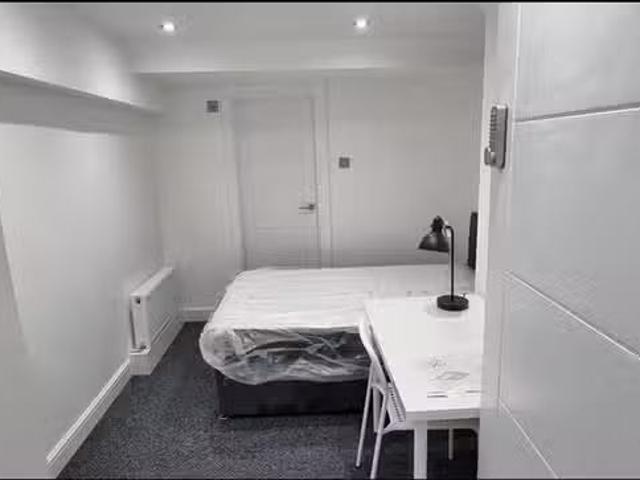 1 bedroom house share for rent in Maldon Road, Colchester, CO3