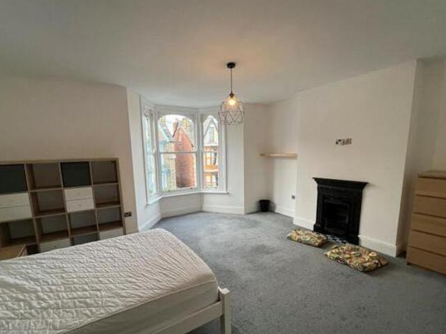 1 Bedroom House Share For Rent In Sheffield