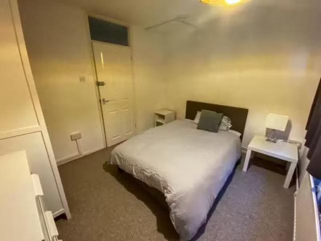 1 bedroom house share for rent in Room 3, Norton Court, Milton.