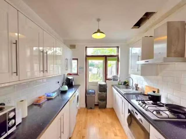 1 bedroom house share for rent in The Drive, Beckenham, BR3