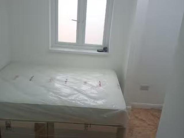 1 bedroom house share for rent in Thomas Street, Cardiff City.
