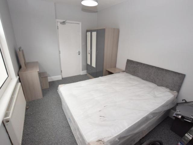 1 bedroom House share To Let