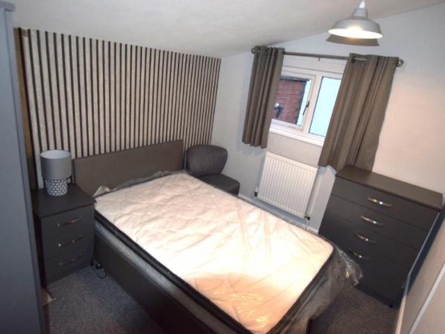 1 bedroom House share To Let