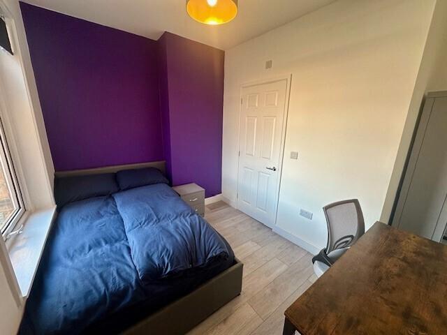 1 bedroom house share to rent