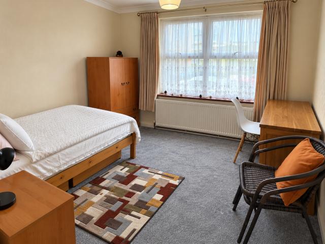1 bedroom house share to rent