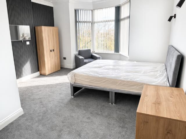 6 bedroom house to rent