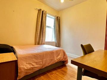 Raddlebarn Road B29 Birmingham, Selly Oak Birmingham, B30, Cotterridge, Birmingham, West Midlands, Midlands