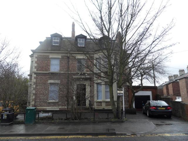 1 bedroom detached house to rent