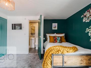 Coventry, West Midlands, Midlands - Garden