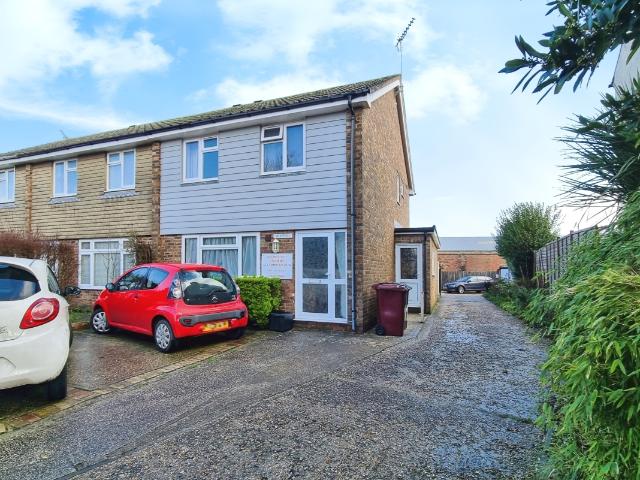 1 bedroom house share to rent