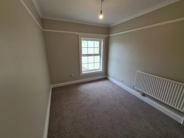 1 bedroom house share to rent