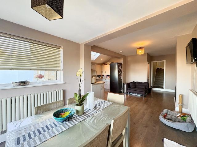 1 bedroom house share to rent