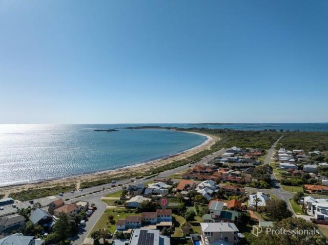 1 Bedroom House Shoalwater WA 105971003