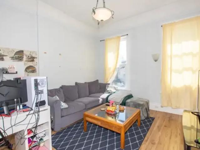 1 Bedroom House St. Catharines ON 103594407