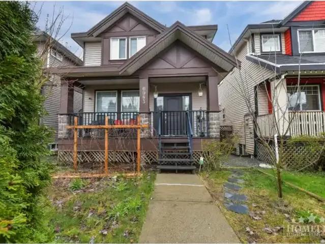 1 Bedroom House Surrey BC 105281993