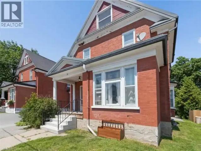 1 Bedroom House Waterloo ON 104864216