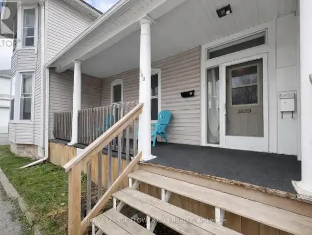 1 Bedroom House Welland ON 103798579