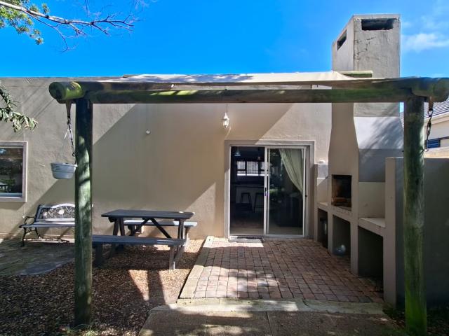 1 Bedroom House To Let in Onrus