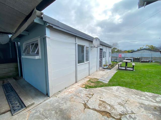 1 Bedroom House To Let in George South