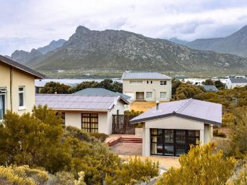 Cape Hangklip, Western Cape - Grill, Fireplace