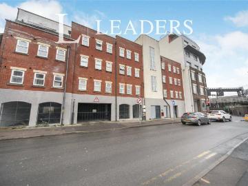 1 bedroom house to rent