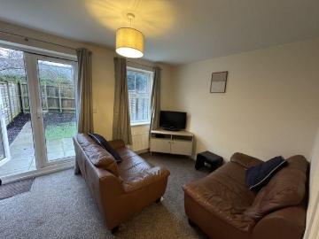 1 bedroom house to rent