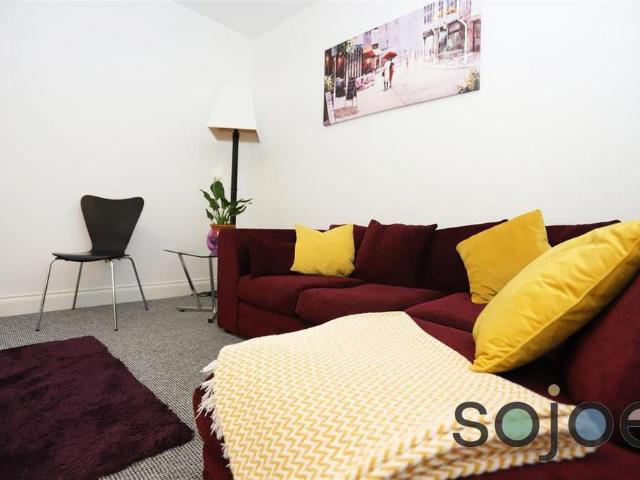 1 bedroom house to rent